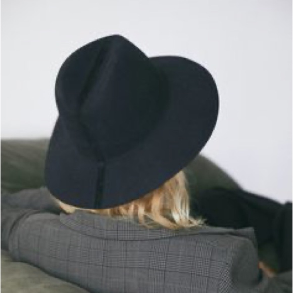 Janessa Leone Elaine Black Wool Hat